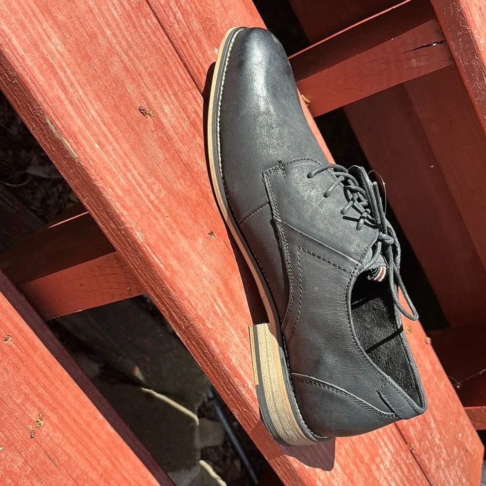 NEW W/ TAGS JONSEN MILAN BLACK LEATHER 9.5